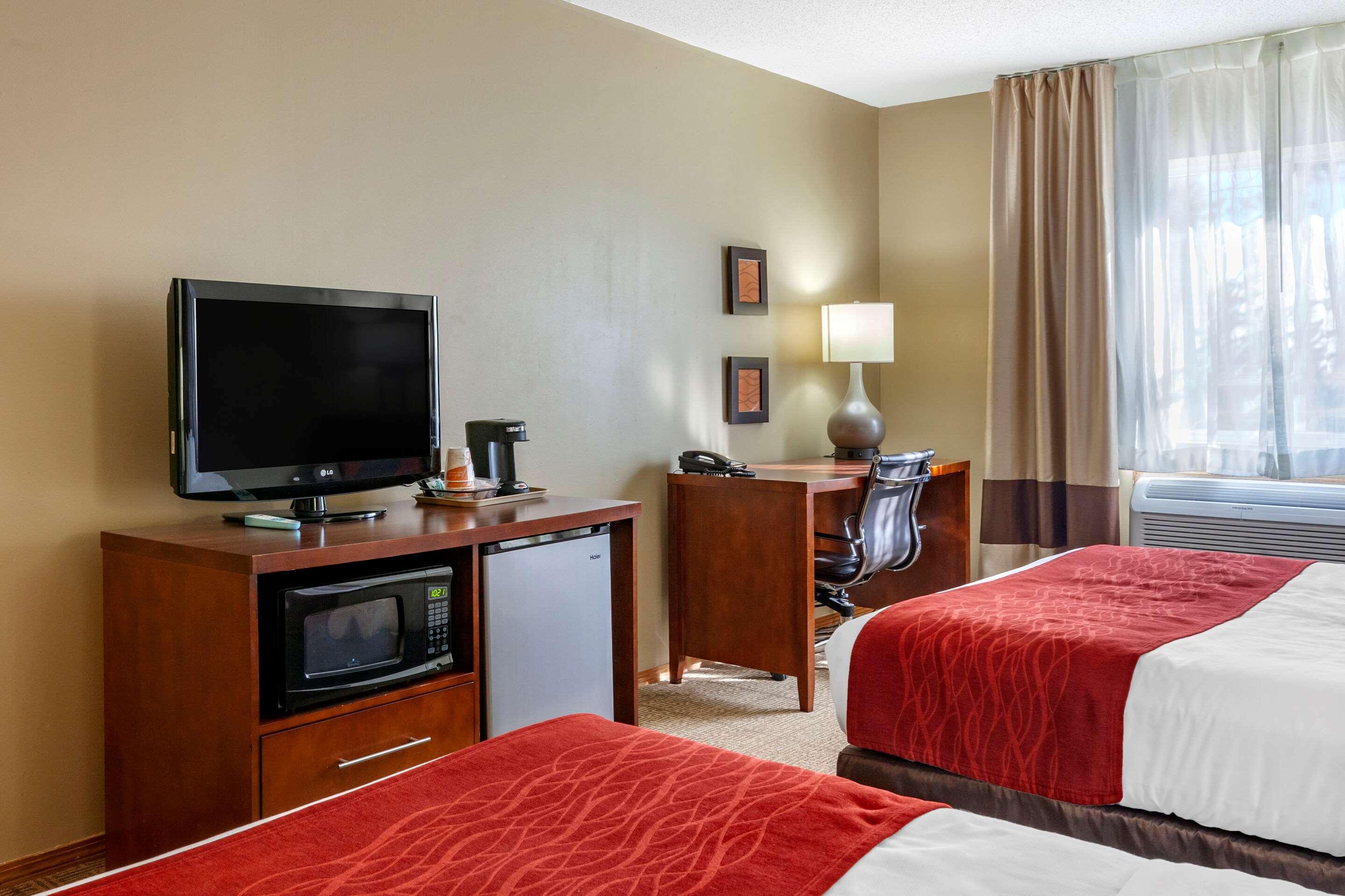 Rhinelander Comfort Inn מראה חיצוני תמונה