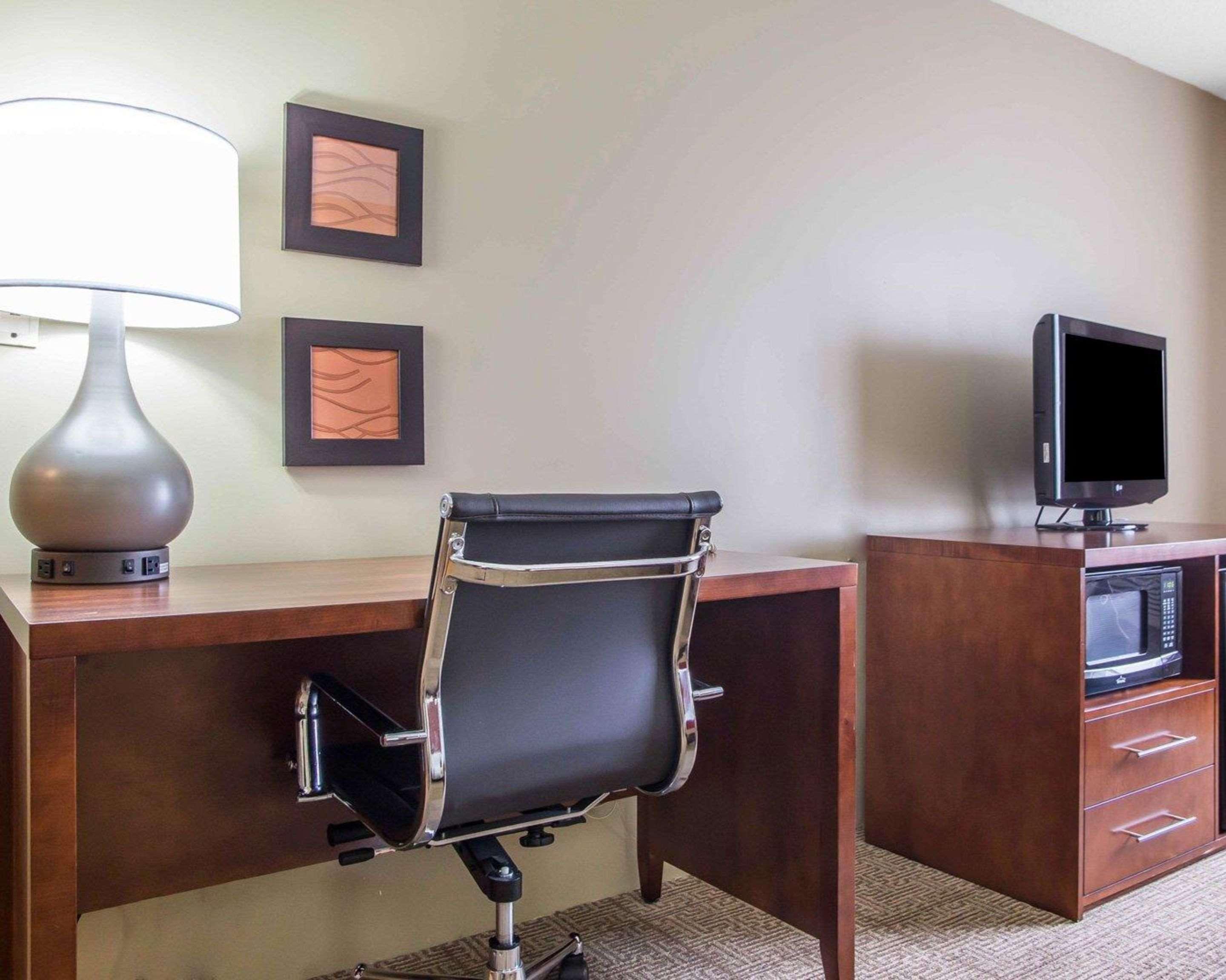 Rhinelander Comfort Inn מראה חיצוני תמונה