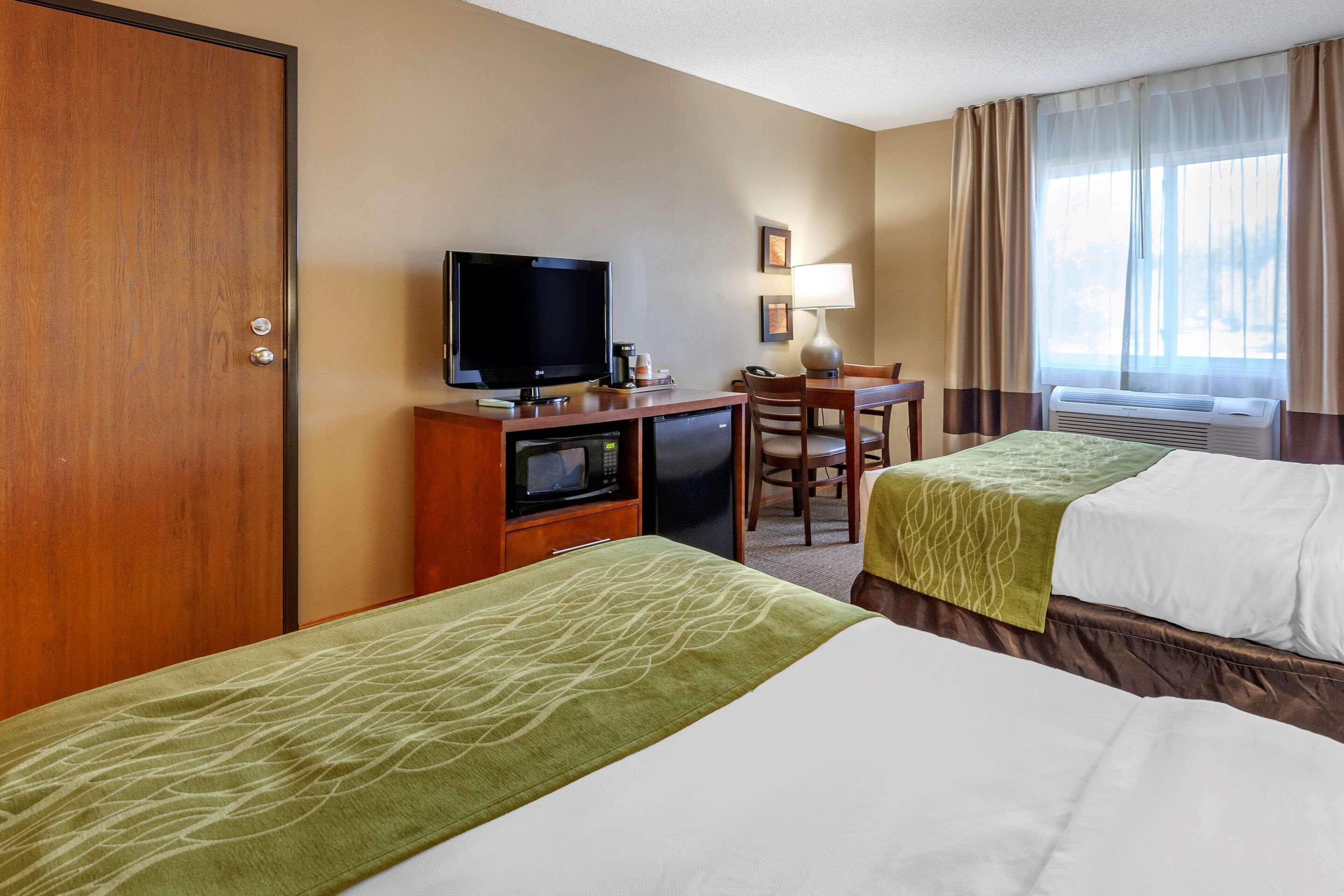Rhinelander Comfort Inn מראה חיצוני תמונה