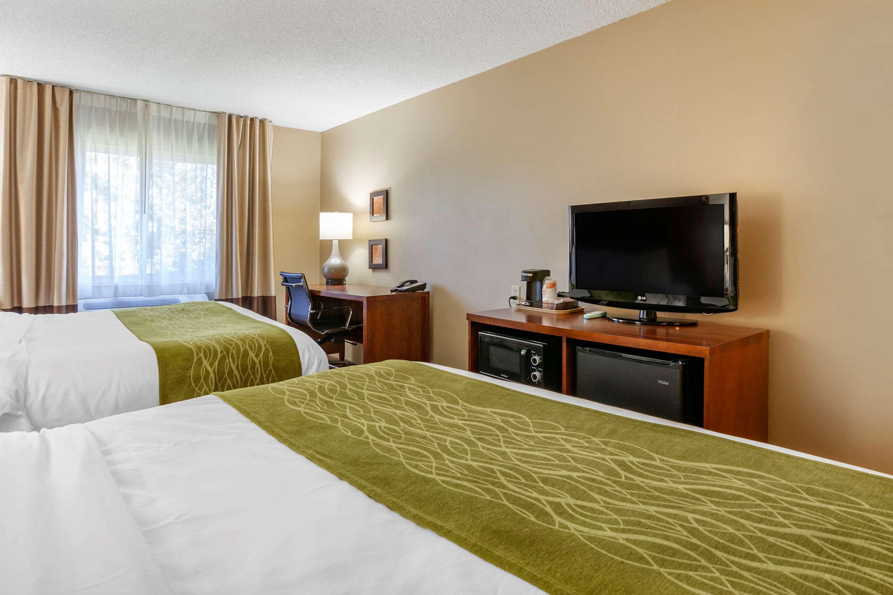 Rhinelander Comfort Inn מראה חיצוני תמונה