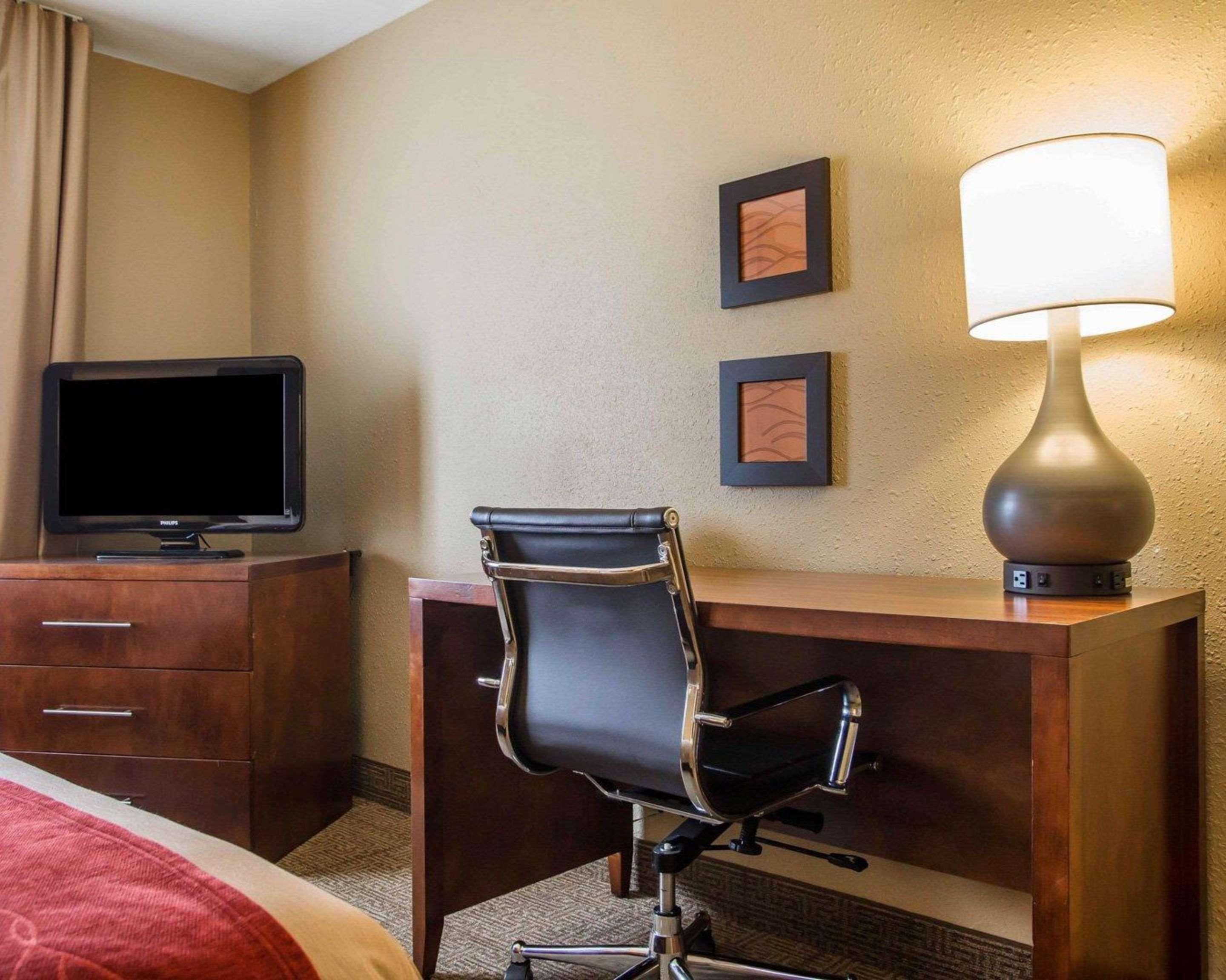 Rhinelander Comfort Inn מראה חיצוני תמונה