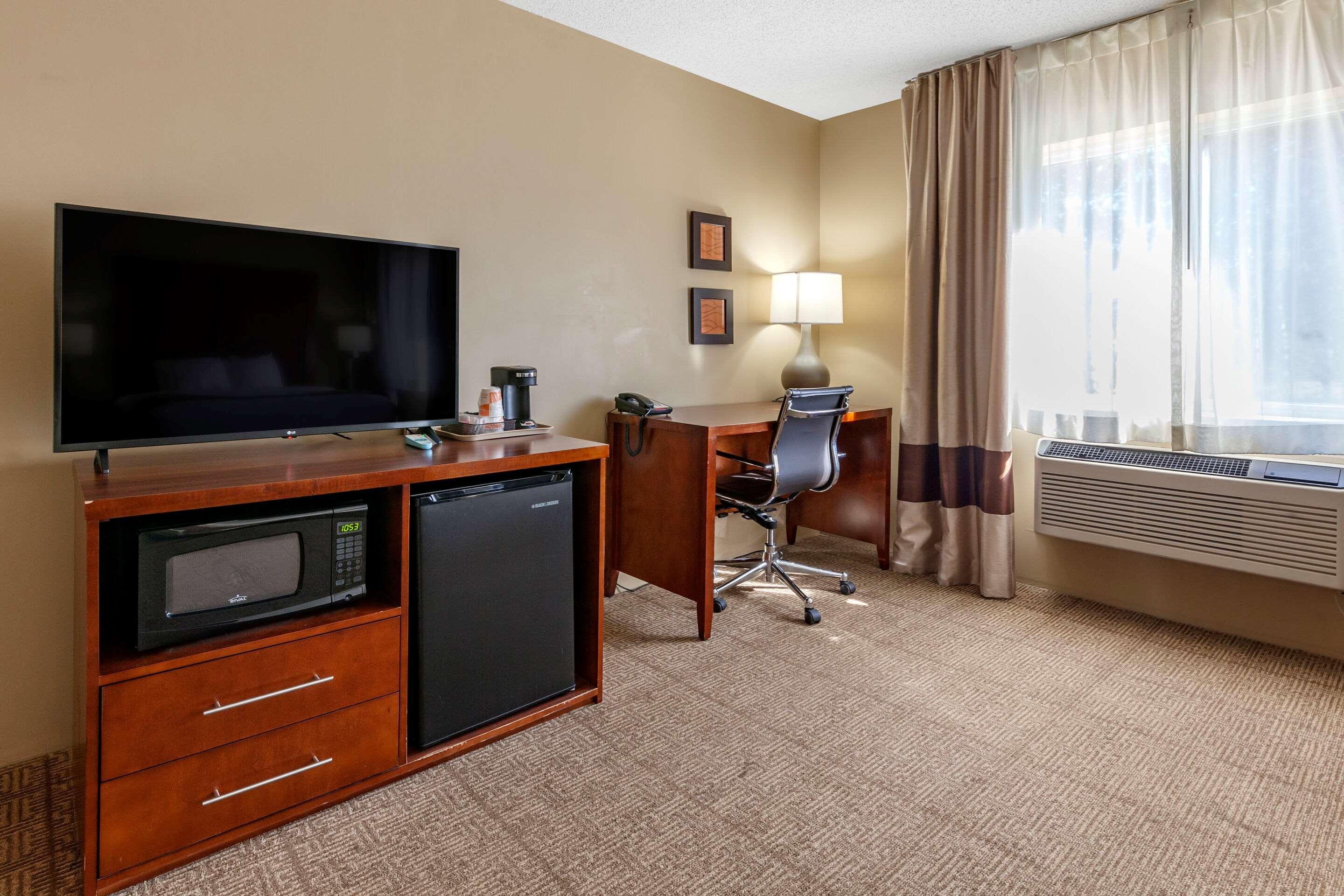 Rhinelander Comfort Inn מראה חיצוני תמונה