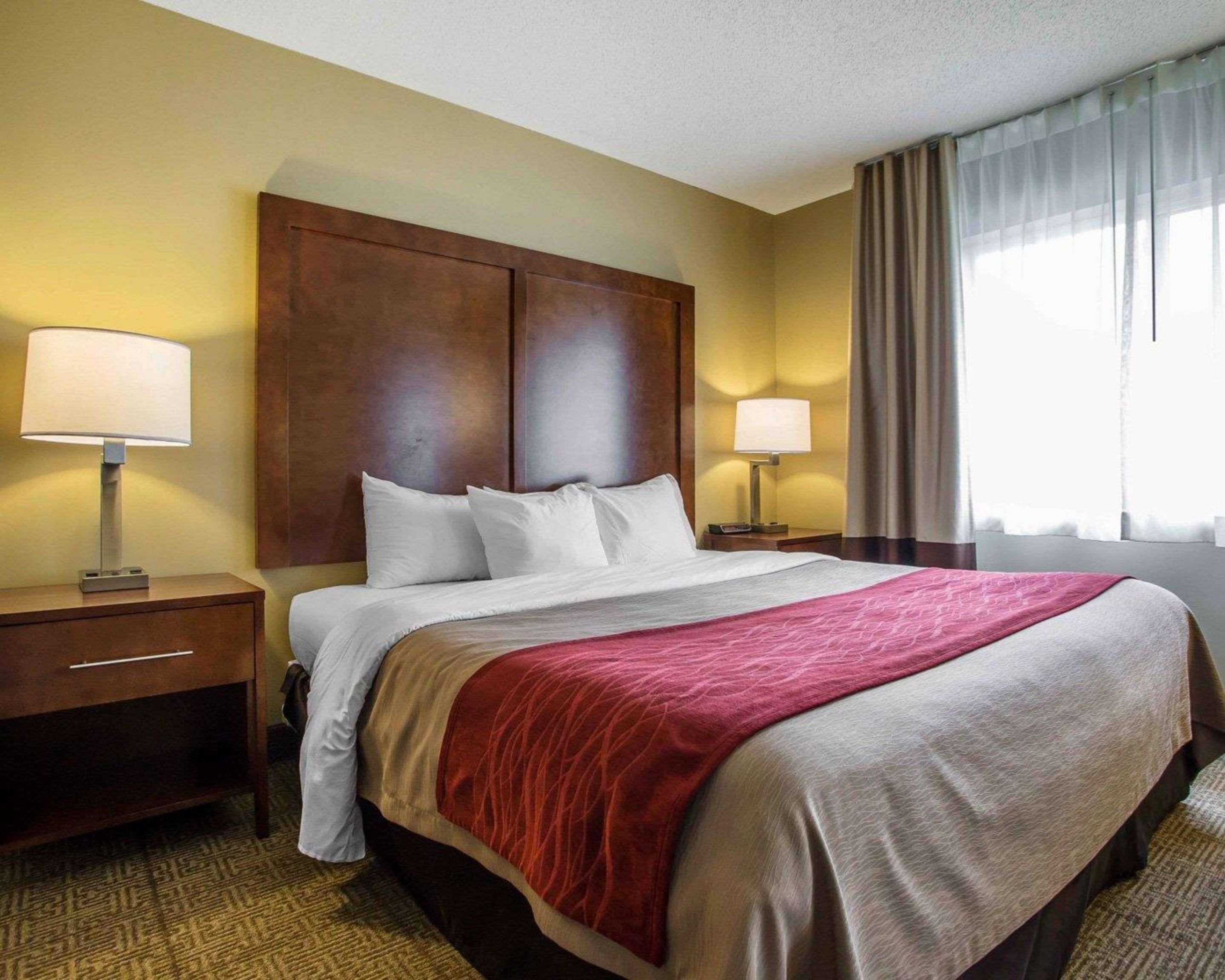 Rhinelander Comfort Inn מראה חיצוני תמונה