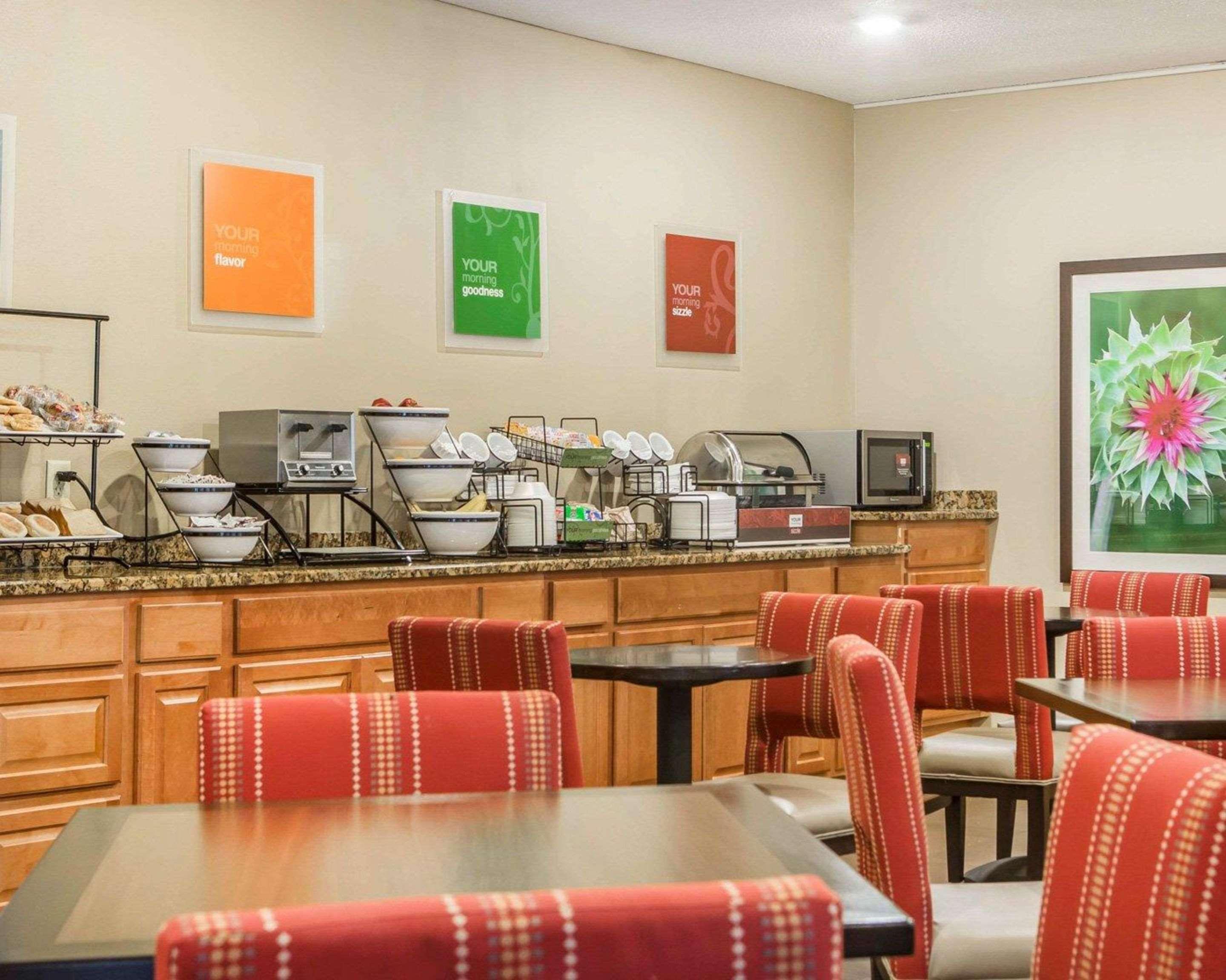 Rhinelander Comfort Inn מראה חיצוני תמונה