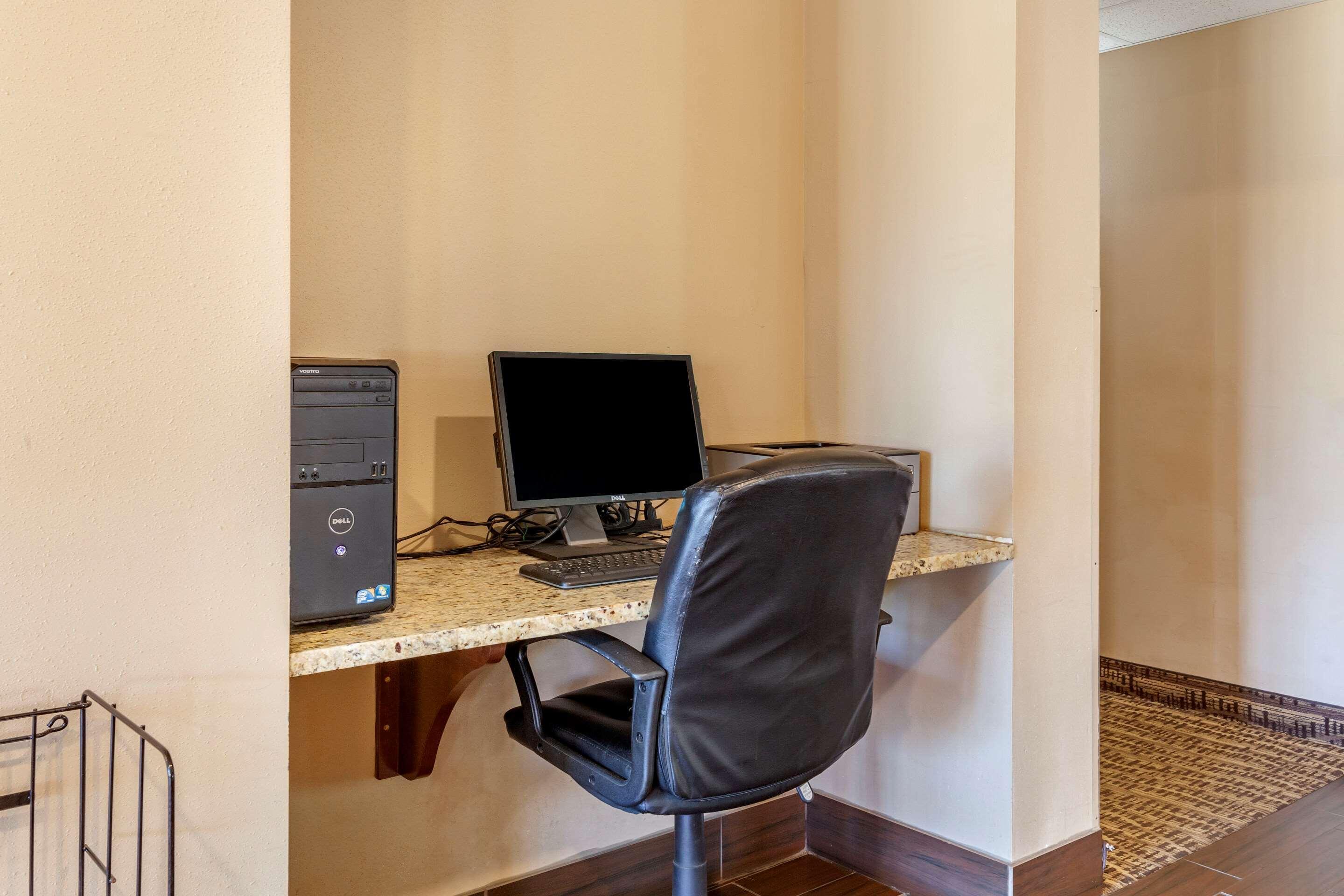 Rhinelander Comfort Inn מראה חיצוני תמונה