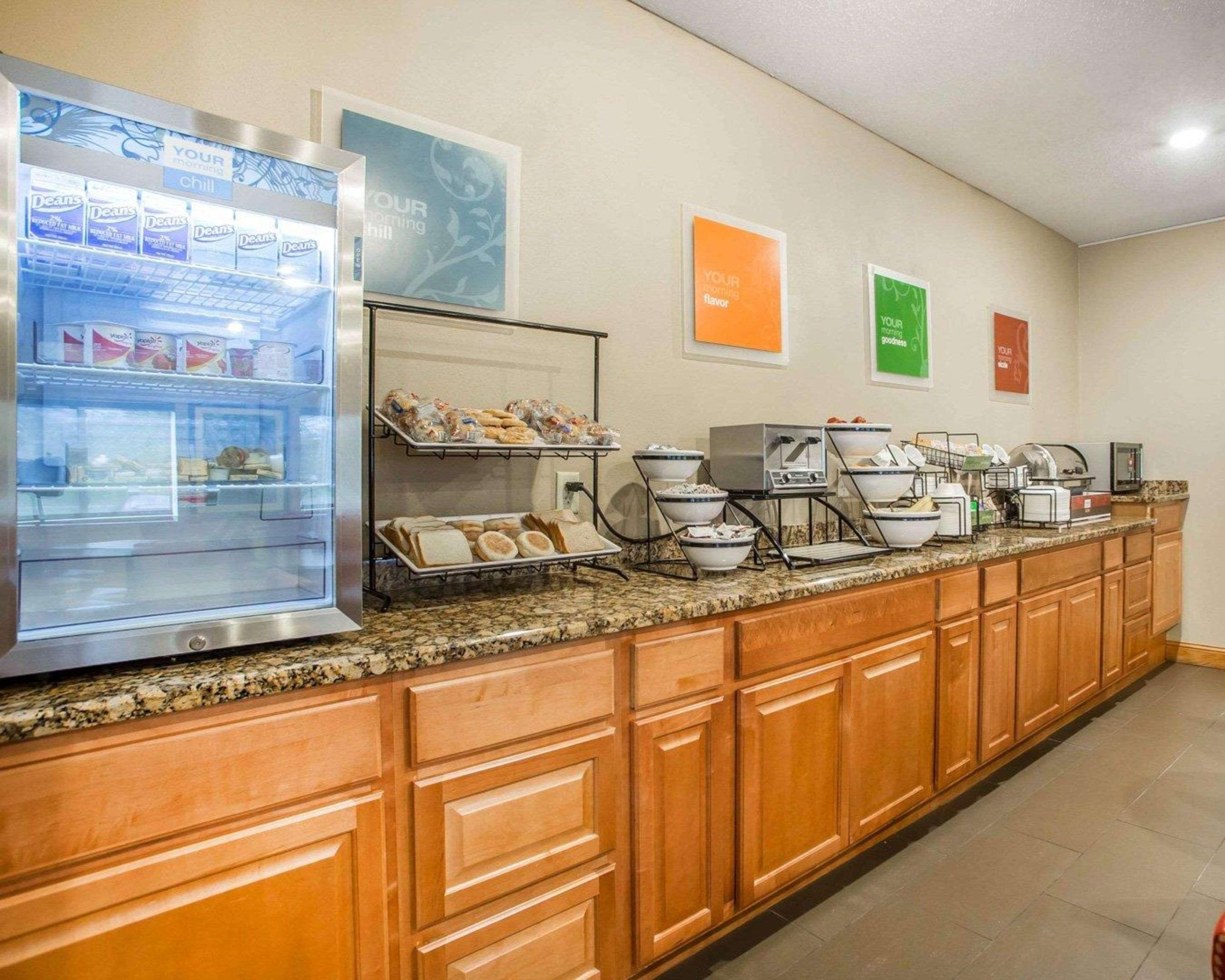Rhinelander Comfort Inn מראה חיצוני תמונה