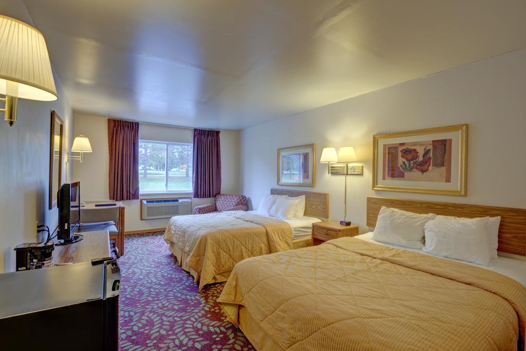 Rhinelander Comfort Inn מראה חיצוני תמונה