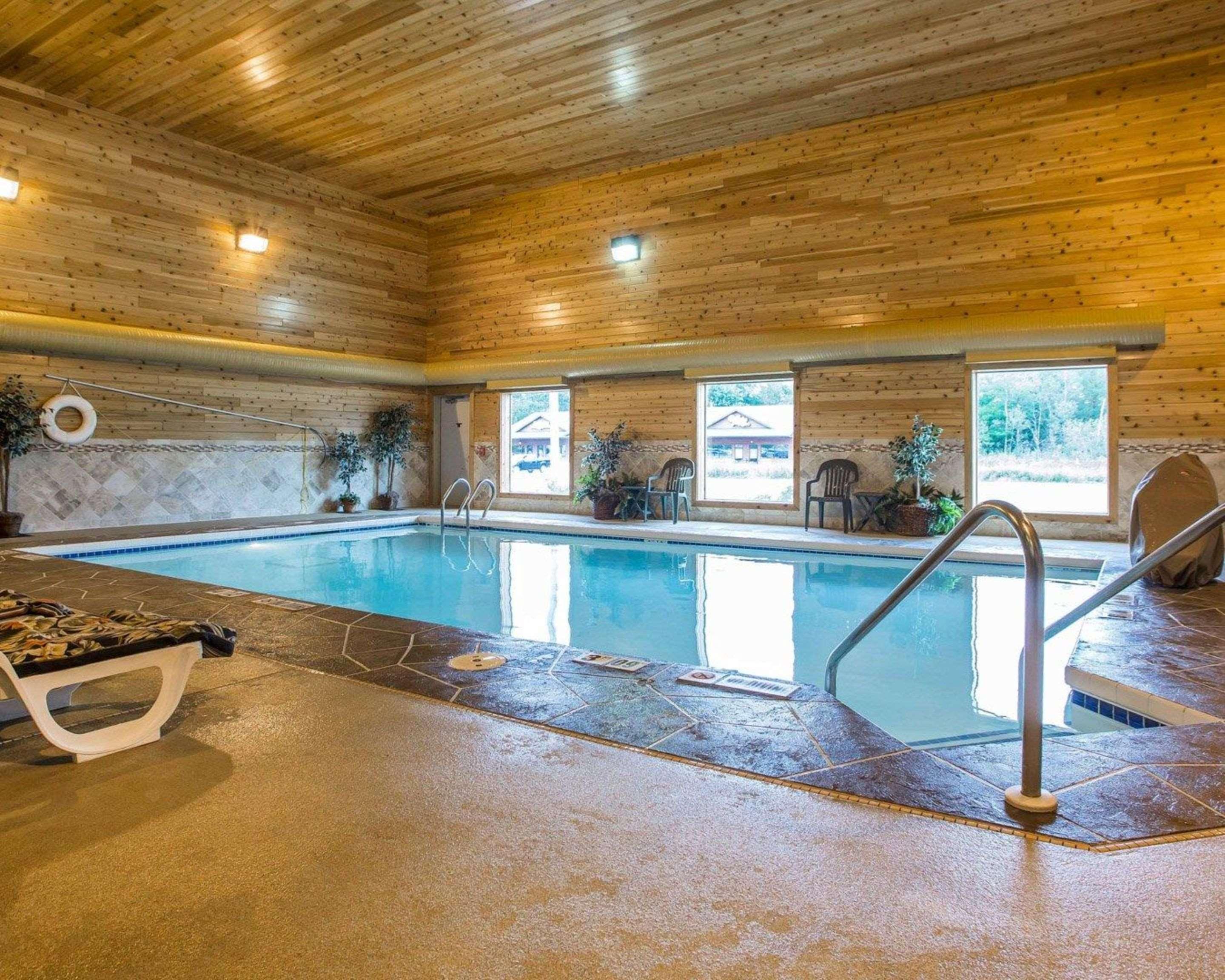 Rhinelander Comfort Inn מראה חיצוני תמונה
