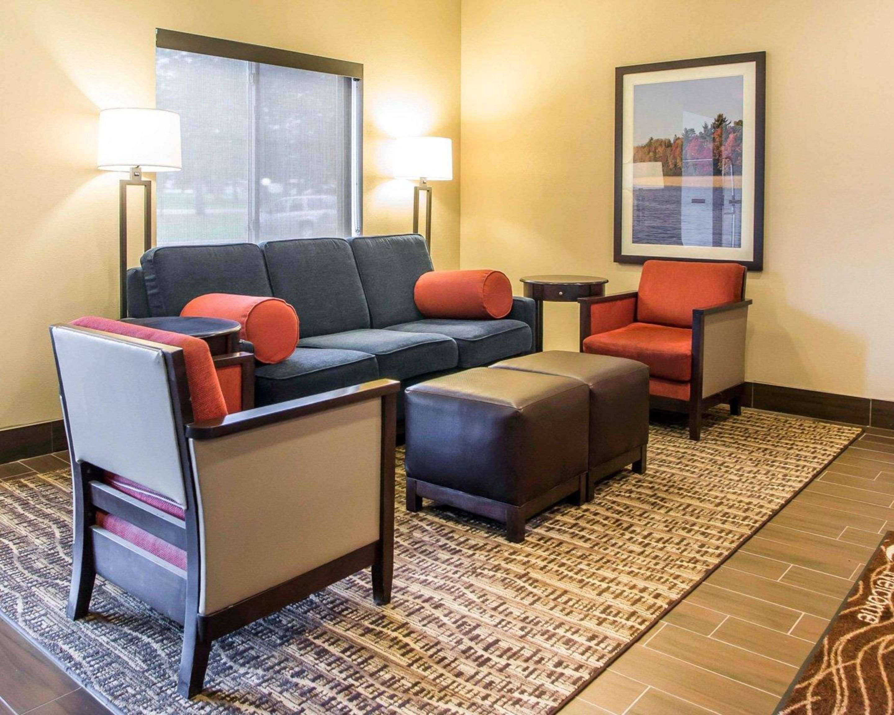 Rhinelander Comfort Inn מראה חיצוני תמונה