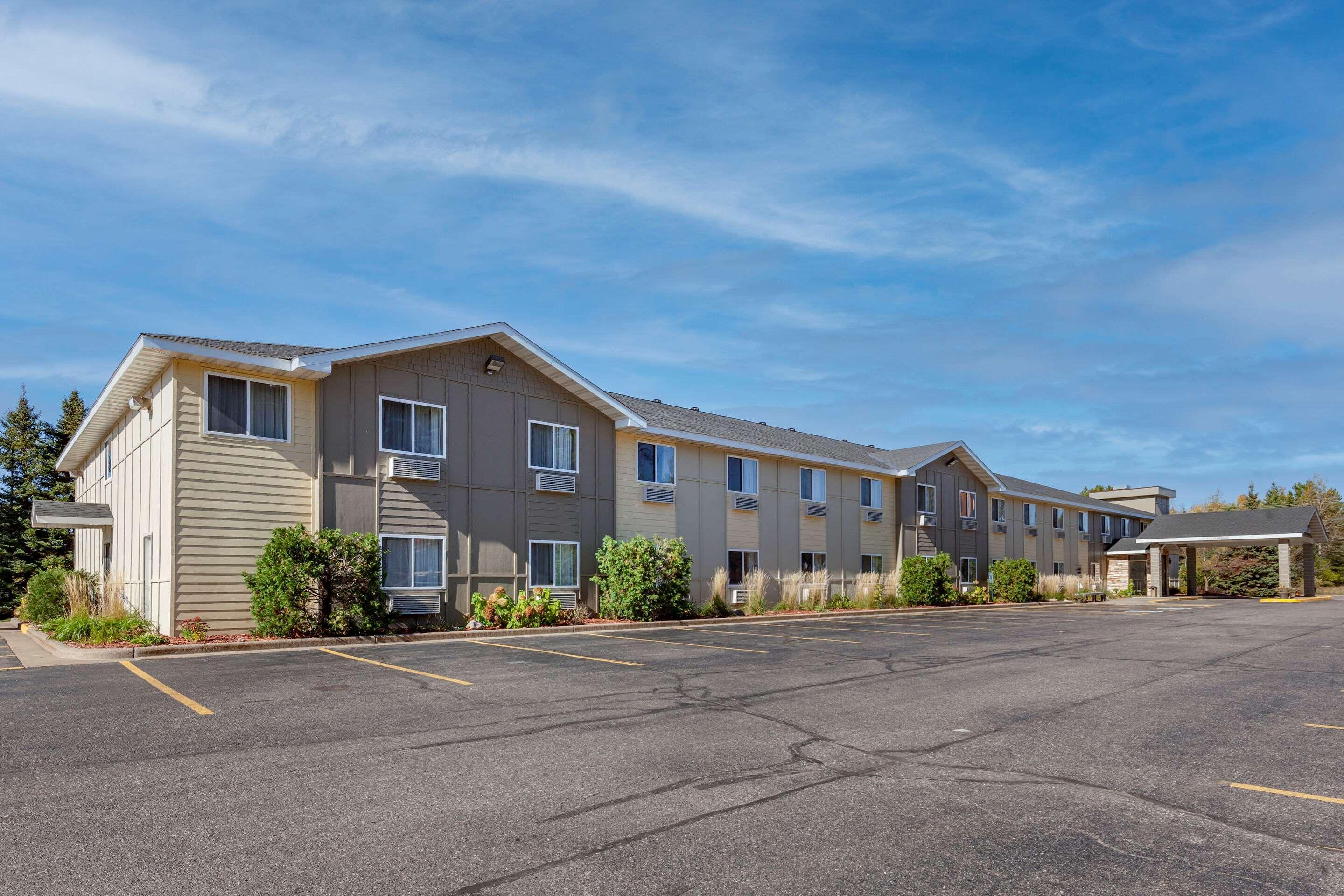 Rhinelander Comfort Inn מראה חיצוני תמונה