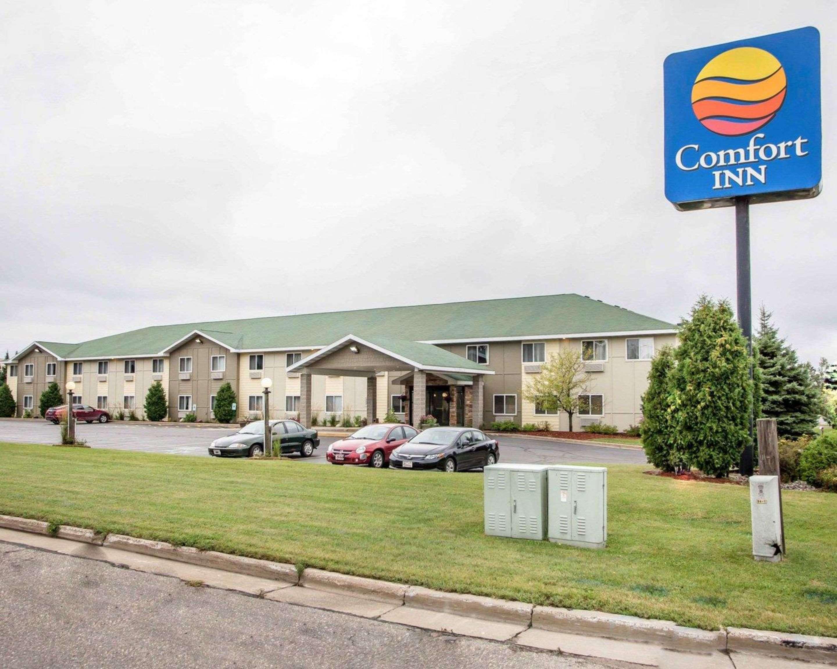 Rhinelander Comfort Inn מראה חיצוני תמונה